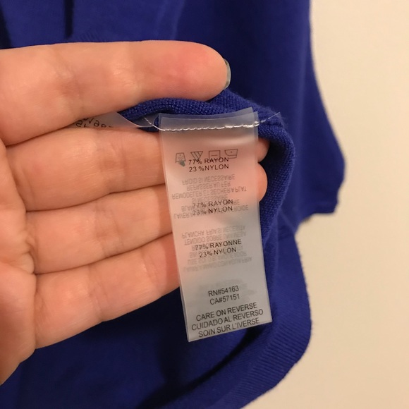 Calvin Klein Sweater - Picture 4 of 7